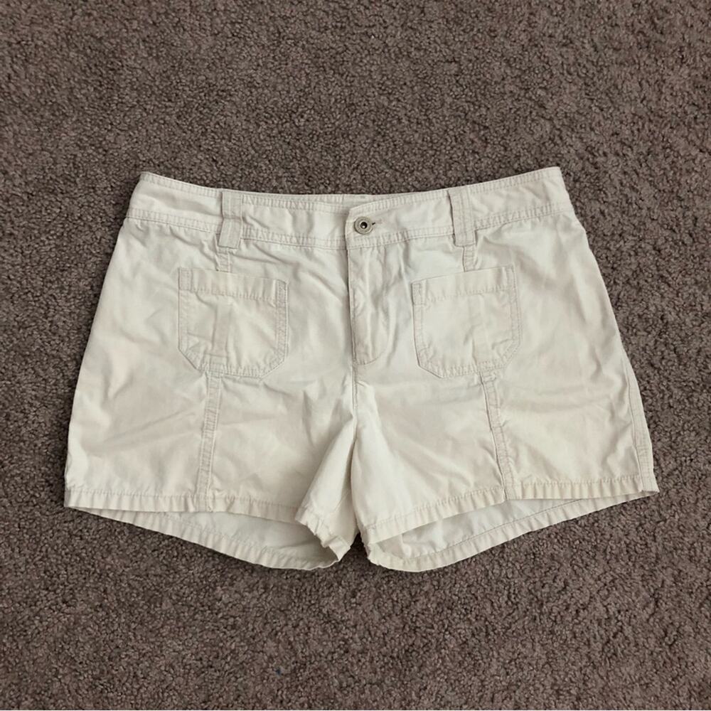 DKNY Jeans Beige Shorts Womens 8